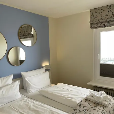 Daire Irma 23, Sandwall